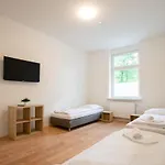아파트 Prime - Monteur House With 1-4 뒤스부르크