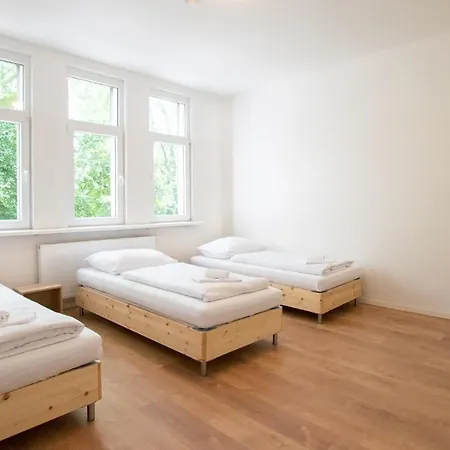 Prime - Monteur House With 1-4 * Duisburgo