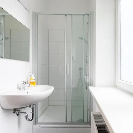 Apartamento Prime - Monteur House With 1-4 *