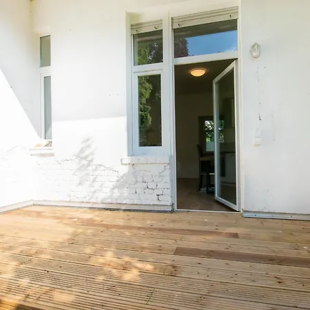 Prime - Monteur House With 1-4 *