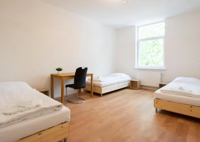 Apartment Prime - Monteur House With 1-4